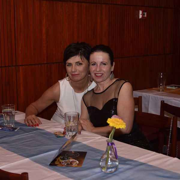 Zaměstnankyně DENSA