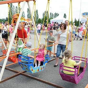 Houpačky na akci Family Day