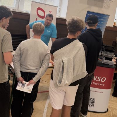 denso burza firem studenti